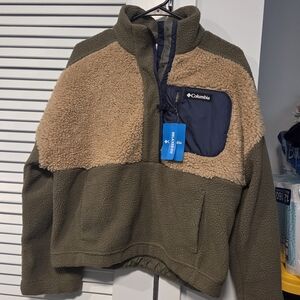 Columbia Half-Zip Sherpa Pullover - Olive & Tan